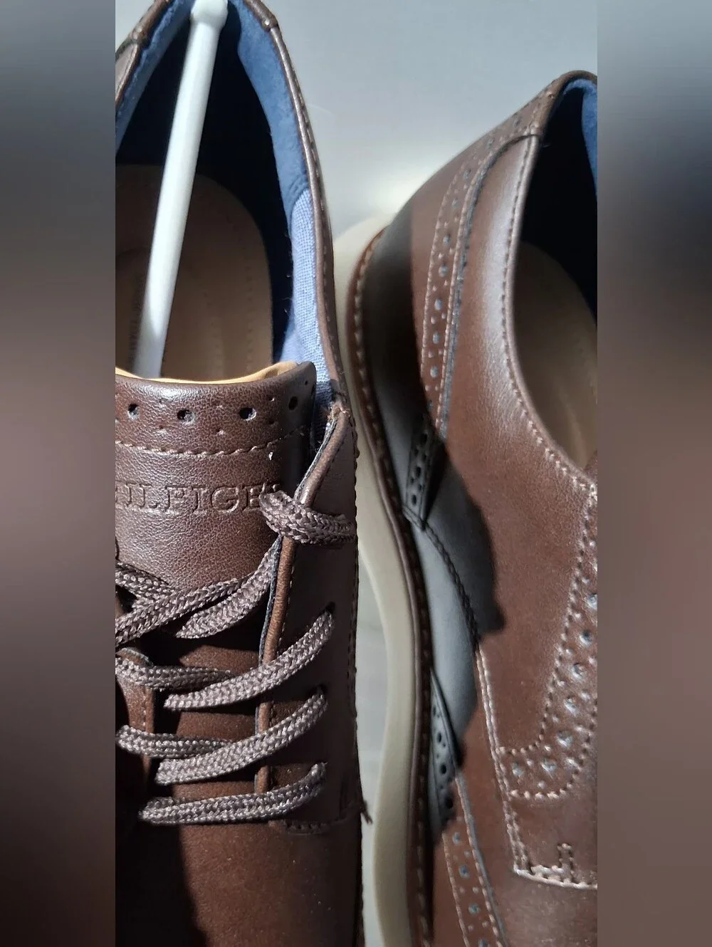 Men's Brown Wingtip Dress Sneakers - Memory Foam